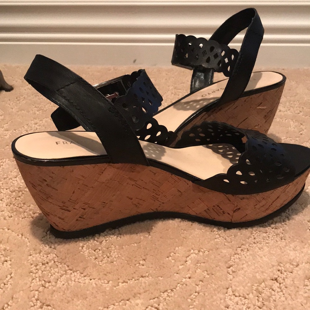 Wedge heels with cork bottom